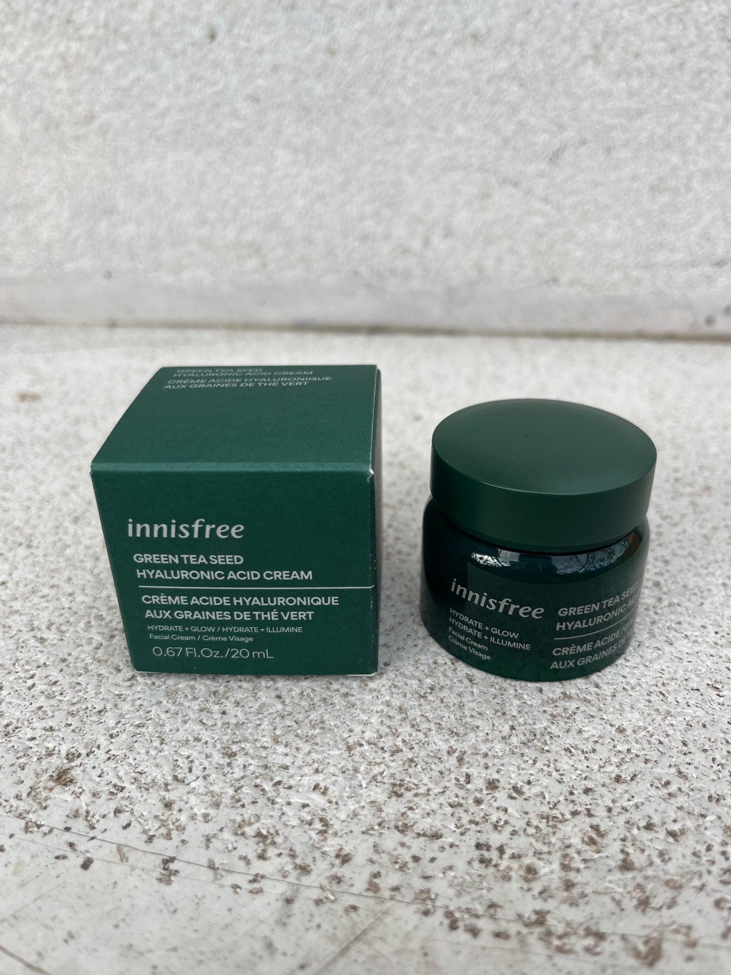 INNISFREE Krem me Acid Hyaluronik të Farave të Çajit të Gjelbër 20ml