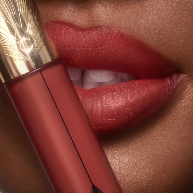 CHARLOTTE TILBURY Airbrush Flawless Lip Blur